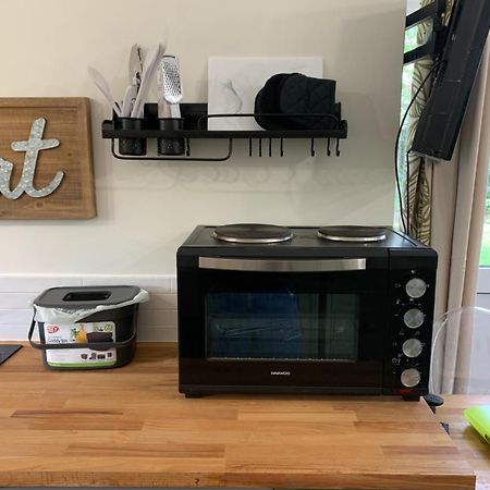 Newly Refurbished One Bedroom With Additional Sofa Bed Self Contained Flat In Garden Abbots Langley Exteriér fotografie