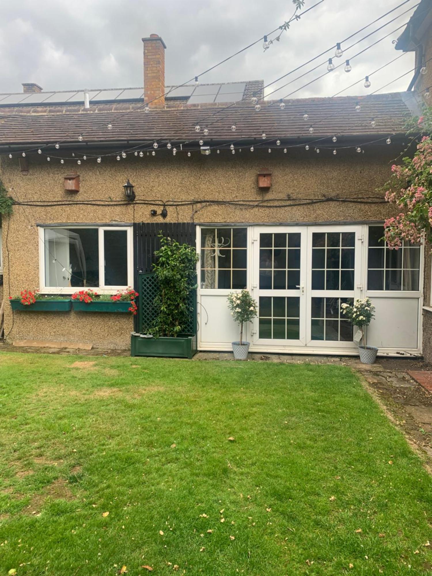 Newly Refurbished One Bedroom With Additional Sofa Bed Self Contained Flat In Garden Abbots Langley Exteriér fotografie